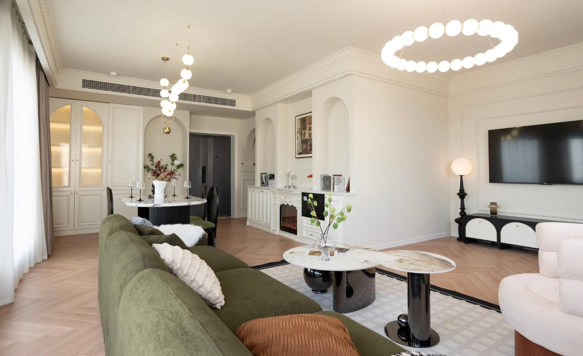 Eastern Hub - Bund Branch Yuyuan Garden Artistic 3bedroom With Bund View Apartment *